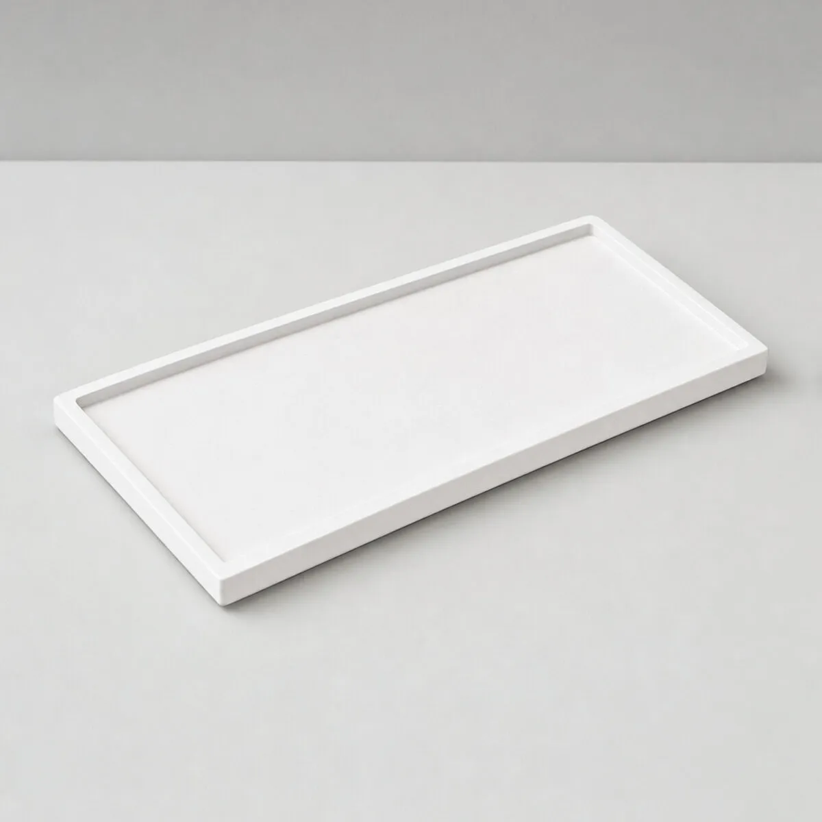 Bandeja Decorativa Retangular 17,5cm em Cimento Artesanal, vista em perspectiva