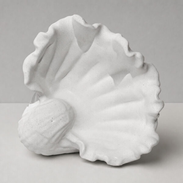 Porta Objetos Concha Pérola Grande Artesanal 13,5x6,5x13cm Em Cimento Branco
