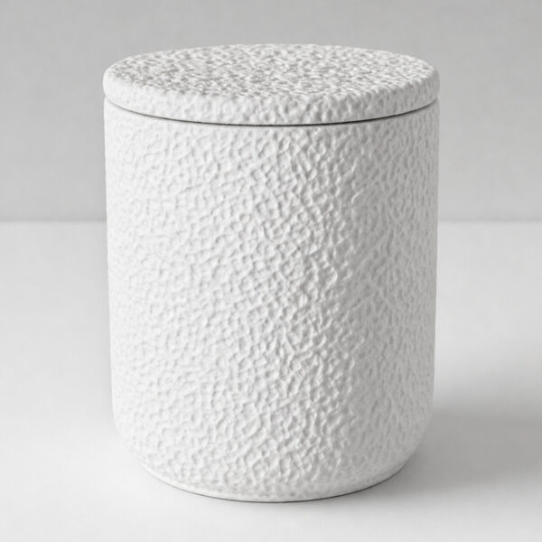 Pote Texturizado Clássico 11cm em Cimento Artesanal Pote Texturizado Clássico 11cm em Cimento Artesanal, vista em perspectiva