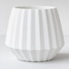 Vaso Decorativo Diamante Artesanal 10,5x13cm Em Cimento, foto de estúdio