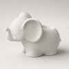 Vaso Decorativo Elefante 12cm Cimento Artesanal, foto de estúdio