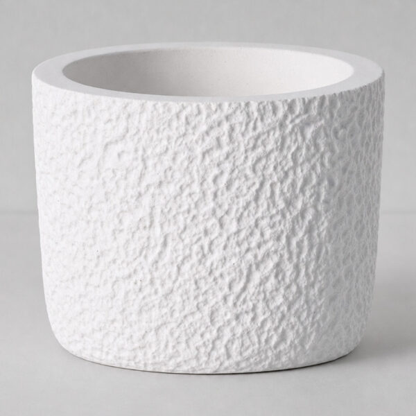 Vaso Decorativo Texturizado 9cm em Cimento Artesanal Vaso Decorativo Texturizado 9cm em Cimento Artesanal, foto de estúdio