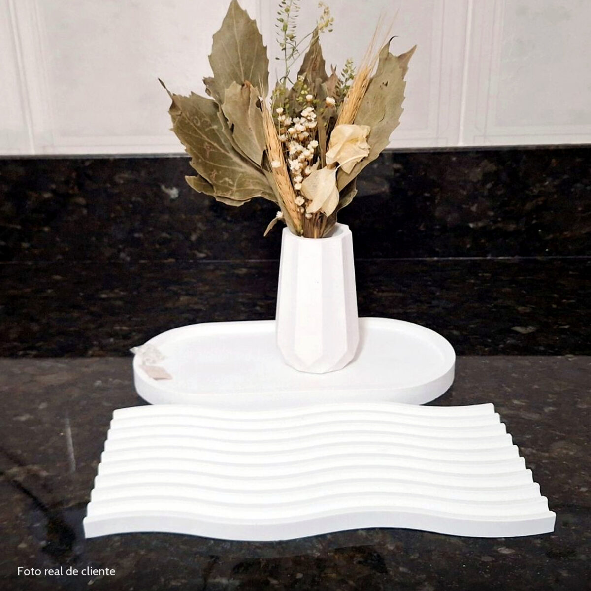 Foto real de cliente: Bandeja Decorativa Ondas Artesanal M 25x12cm Em Cimento Branco