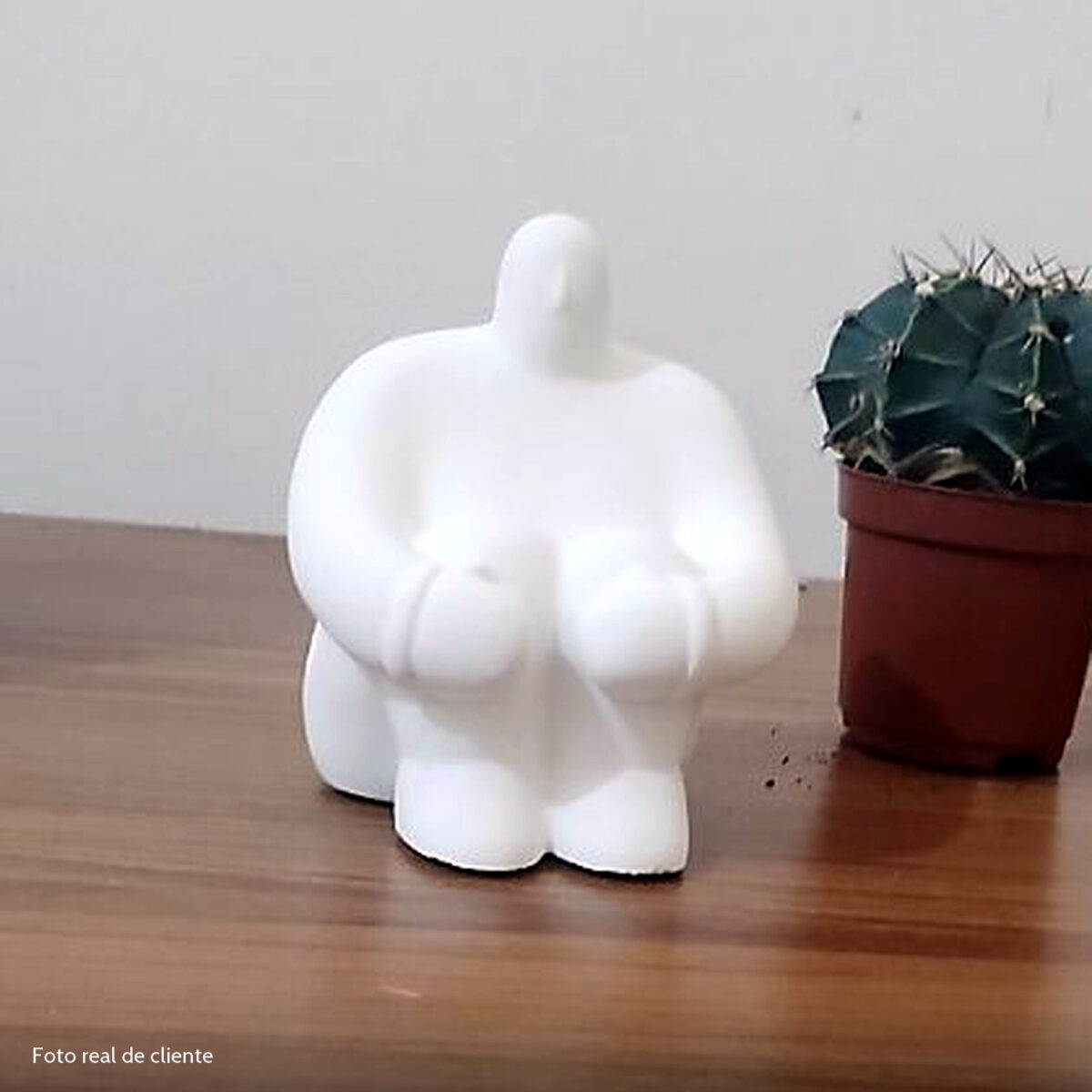 Foto real de cliente: Estátua Decorativa Gigante Pensativo Artesanal 9,5x8,5cm Em Cimento