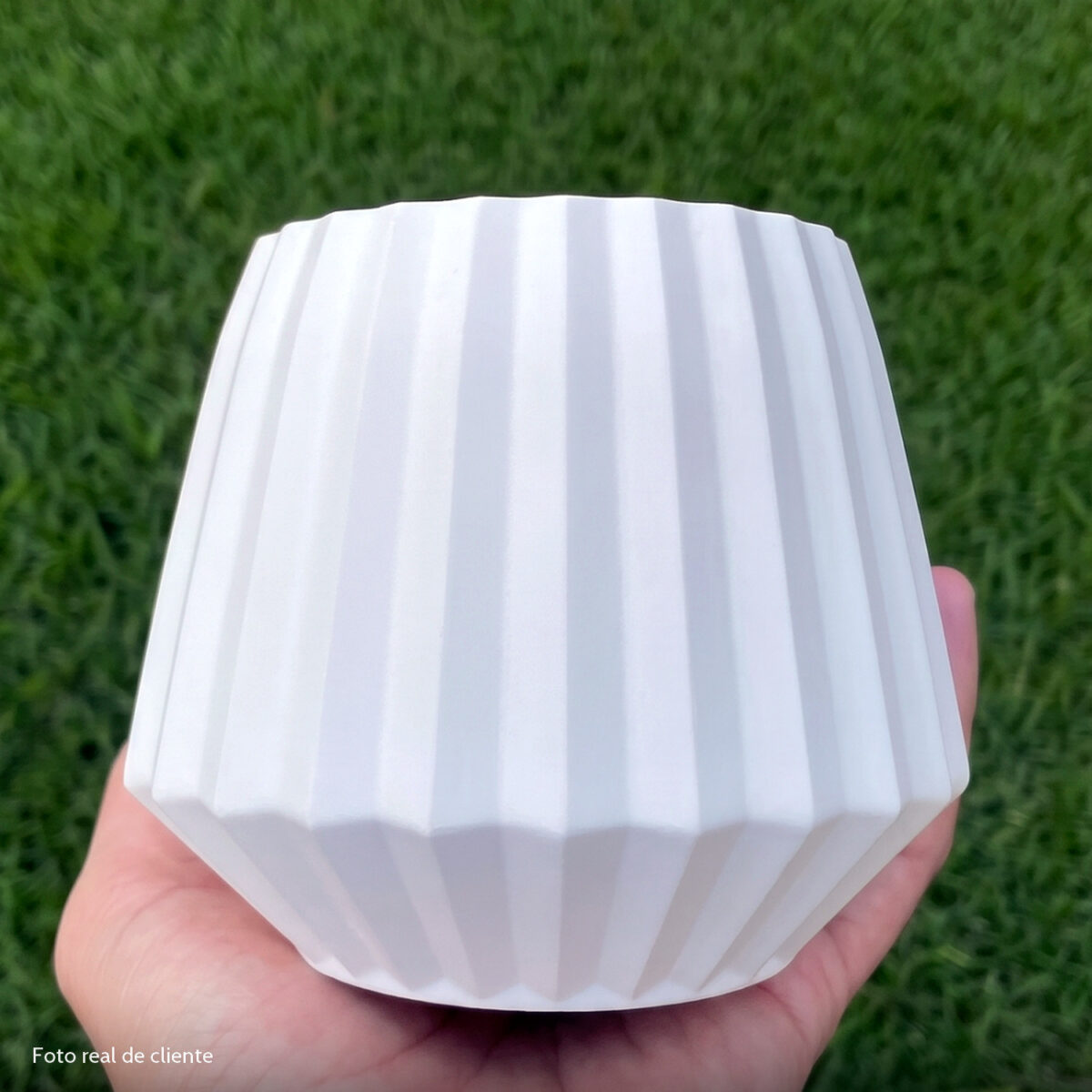 Foto real de cliente: Vaso Decorativo Diamante Artesanal 10,5x13cm Em Cimento