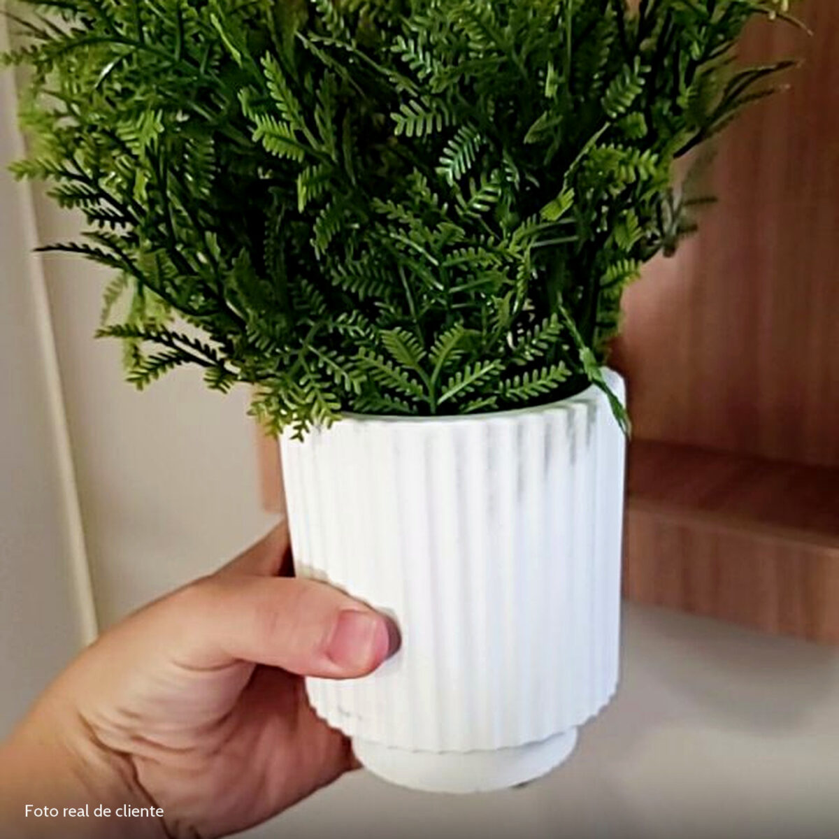Foto real de cliente: Vaso Decorativo Garrafa Grécia 9,5cm Cimento Artesanal