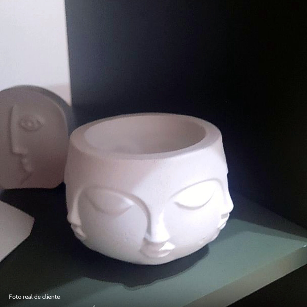 Foto real de cliente: Vaso Decorativo Tarsila 10cm Artesanal Em Cimento