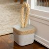 Peso de Porta Artesanal Cubo 1,5Kg Concreto com Base Anti Risco