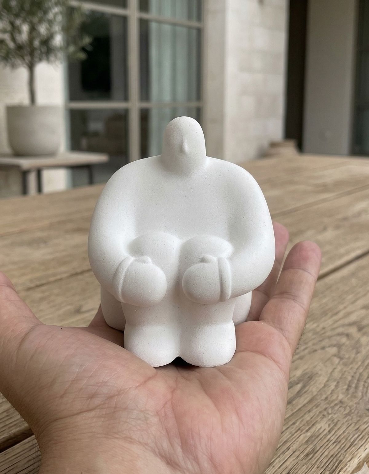 Estátua Decorativa Gigante Pensativo Artesanal 9,5x8,5cm Em Cimento
