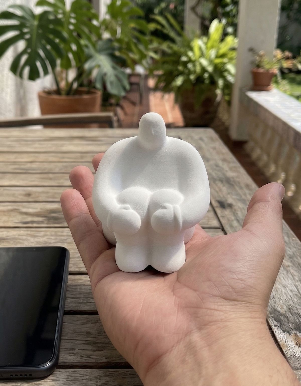 Estátua Decorativa Gigante Pensativo Artesanal 9,5x8,5cm Em Cimento
