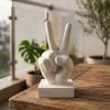 Estatua Decorativa Paz e Amor Artesanal 17cm Em Cimento