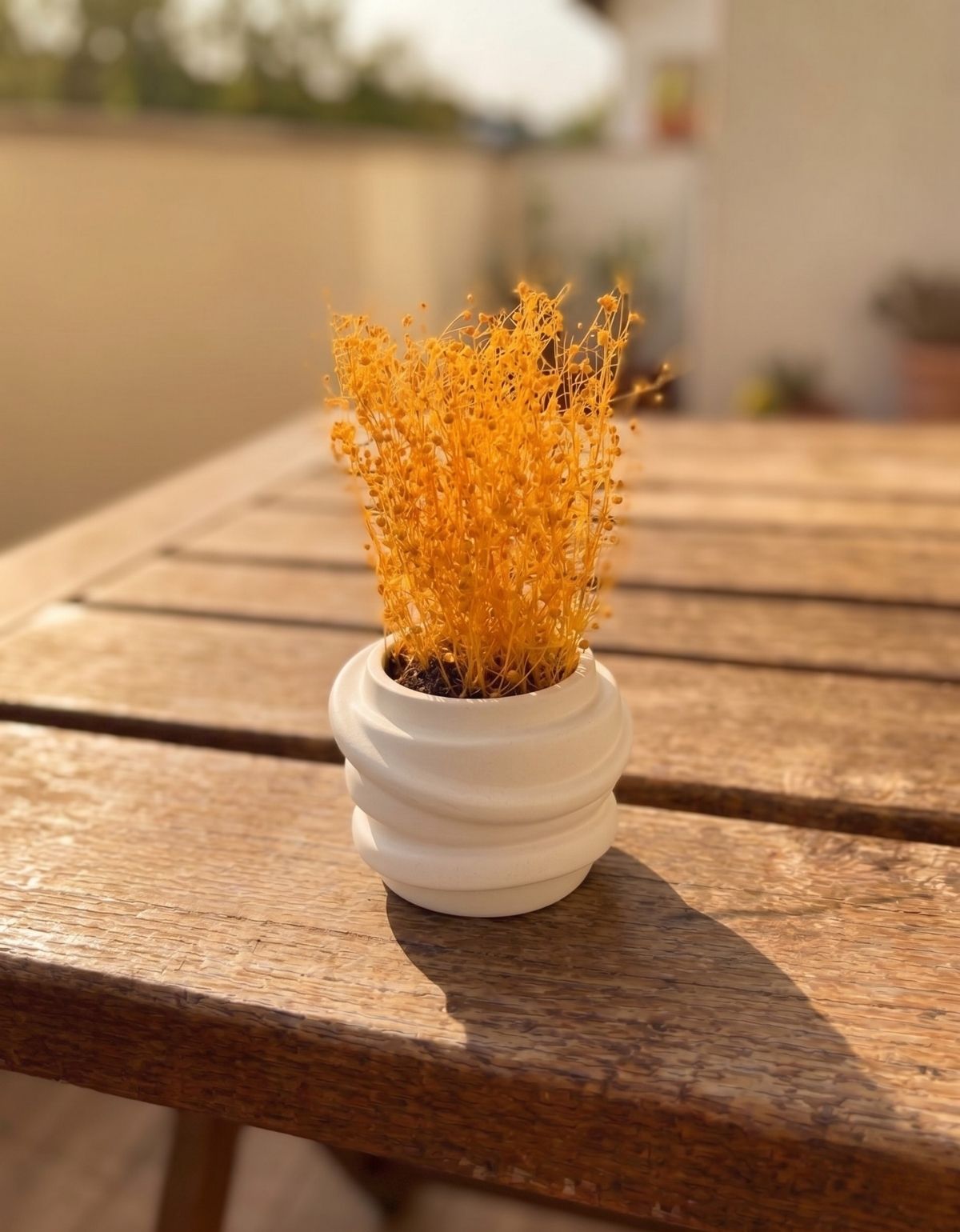 Mini Vaso Saturno Artesanal 7,5x6cm Em Resina Mineral