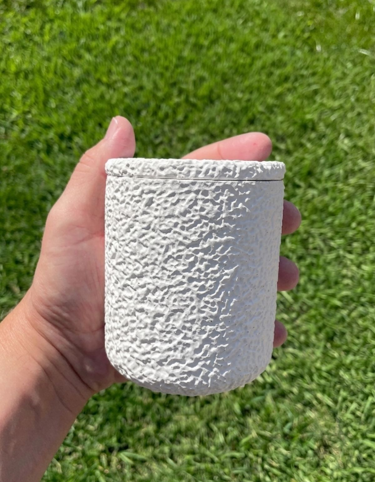 Pote Texturizado Clássico 11cm em Cimento Artesanal