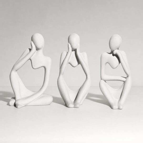 Estatuetas Pensadoras de Cimento Branco — Jogo com 3 Peças Estatuetas Pensadoras de Cimento Branco — Jogo com 3 Peças, vista em perspectiva