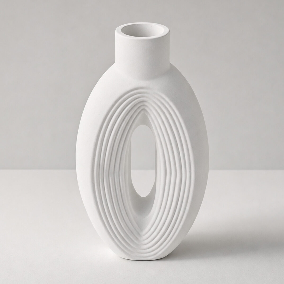 Vaso de Cimento Artesanal Eclipse — Decoração de Mesa, vista em perspectiva