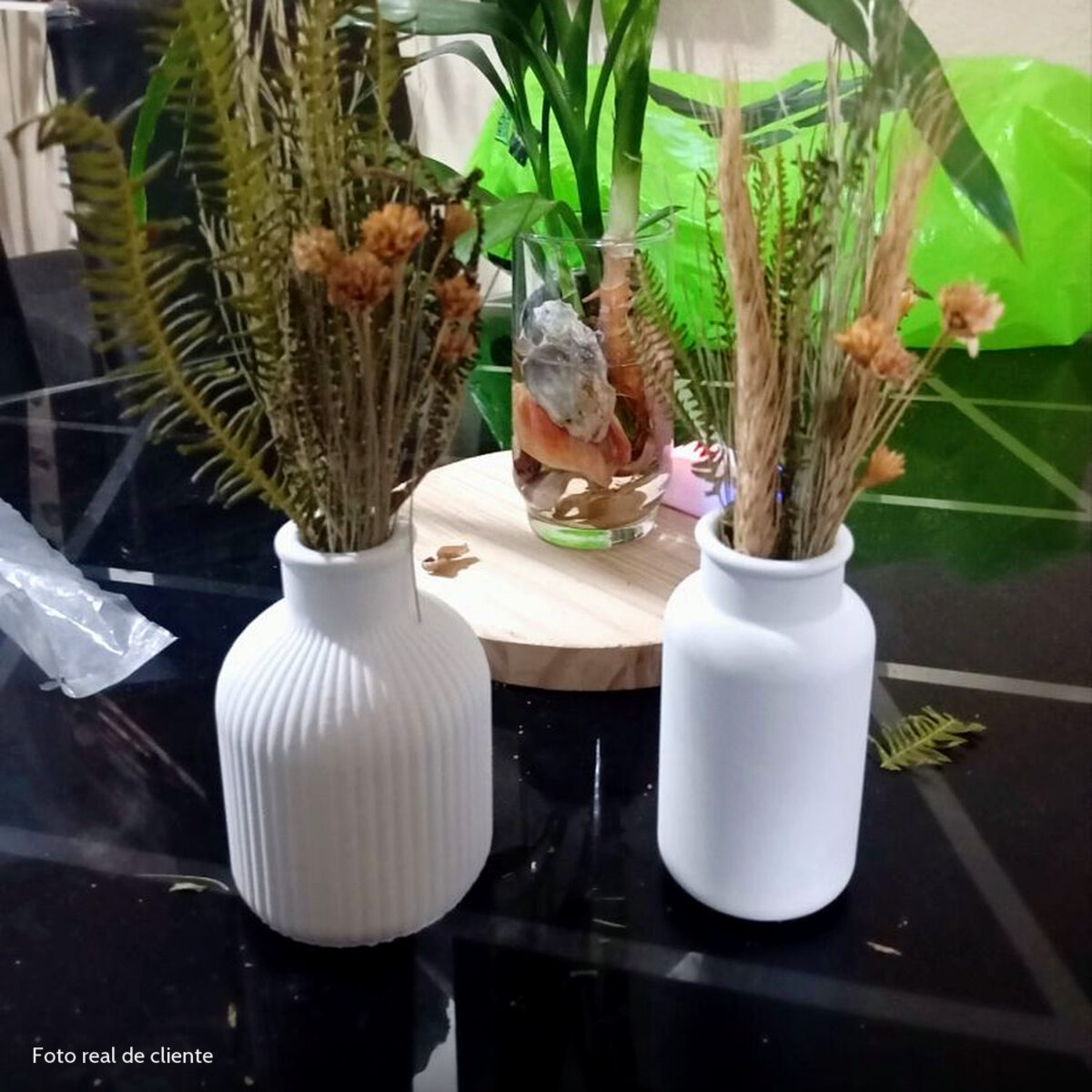 Foto real de cliente: Vaso Decorativo de Cimento com Flor Seca — Conjunto 2 Peças