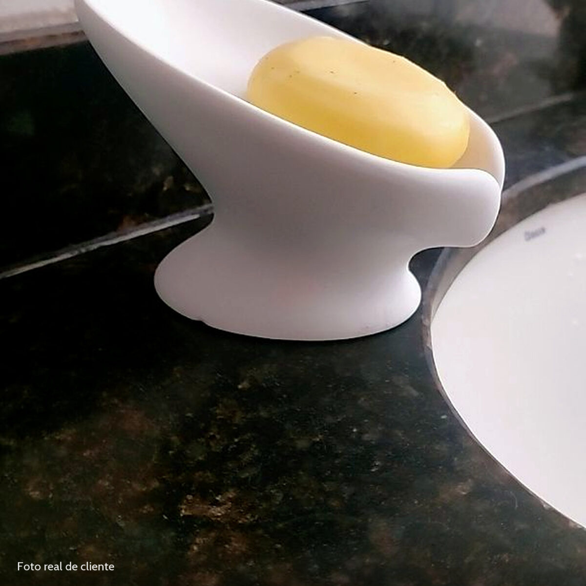 Saboneteira de Cimento Branco Egípcio — Design Moderno Foto real de cliente: Saboneteira de Cimento Branco Egípcio — Design Moderno