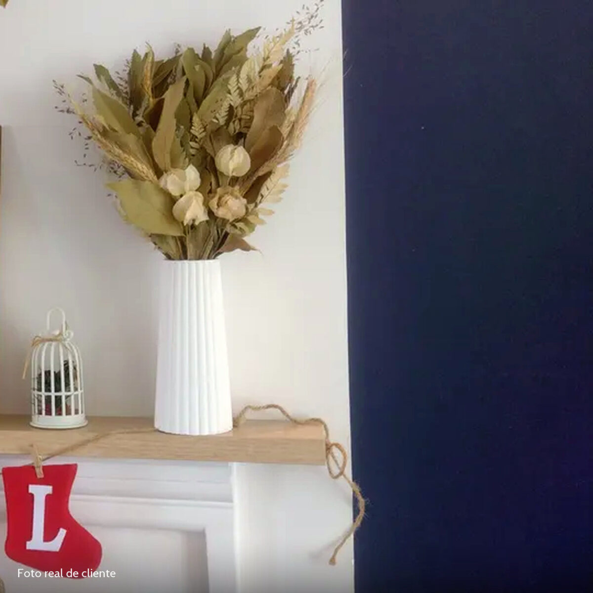 Foto real de cliente: Vaso Decorativo de Cimento Branco com Listras Artesanal Solitário
