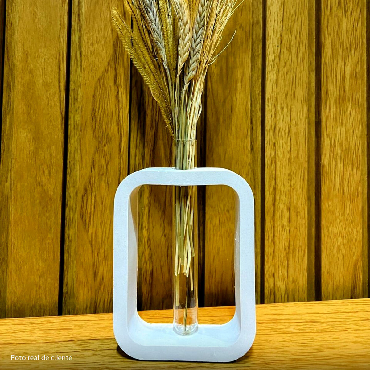 Vaso Solitário Retangular de Cimento Branco Artesanal Foto real de cliente: Vaso Solitário Retangular de Cimento Branco Artesanal