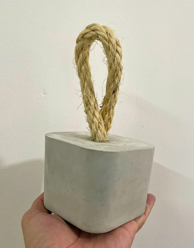 Calço de Porta em Concreto Cinza — Kit com 4 Peças Aleta