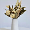 Arranjo de Flores Secas em Vaso de Cimento com Listras