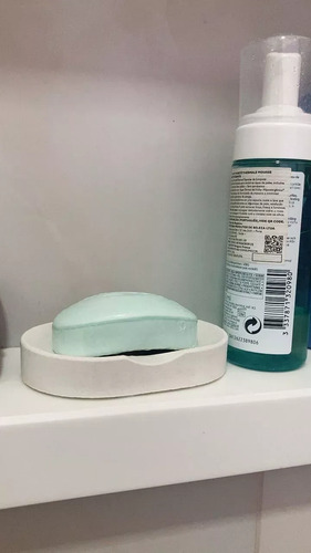Saboneteira Oval de Cimento Branco para Banheiro