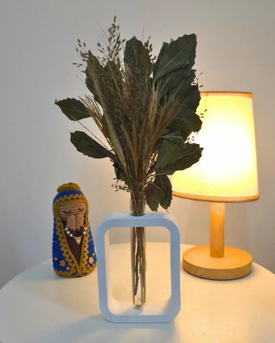 D_800492-MLB90250046098_082025-O.jpg Arranjo de Flores Secas com Vaso Retangular de Cimento