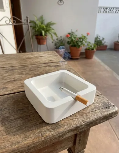 Cinzeiro de Cimento Branco Artesanal — Aleta Design