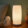 D_834680-MLB110464355589_042026-O.jpg Luminária de Mesa com Abajur Branco e Lâmpada Inclusa