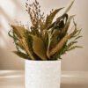 Arranjo de Flores Secas em Vaso de Cimento — Decoração Boho