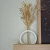 Vaso Solitário Decorativo Anel Branco em Vidro Tubo