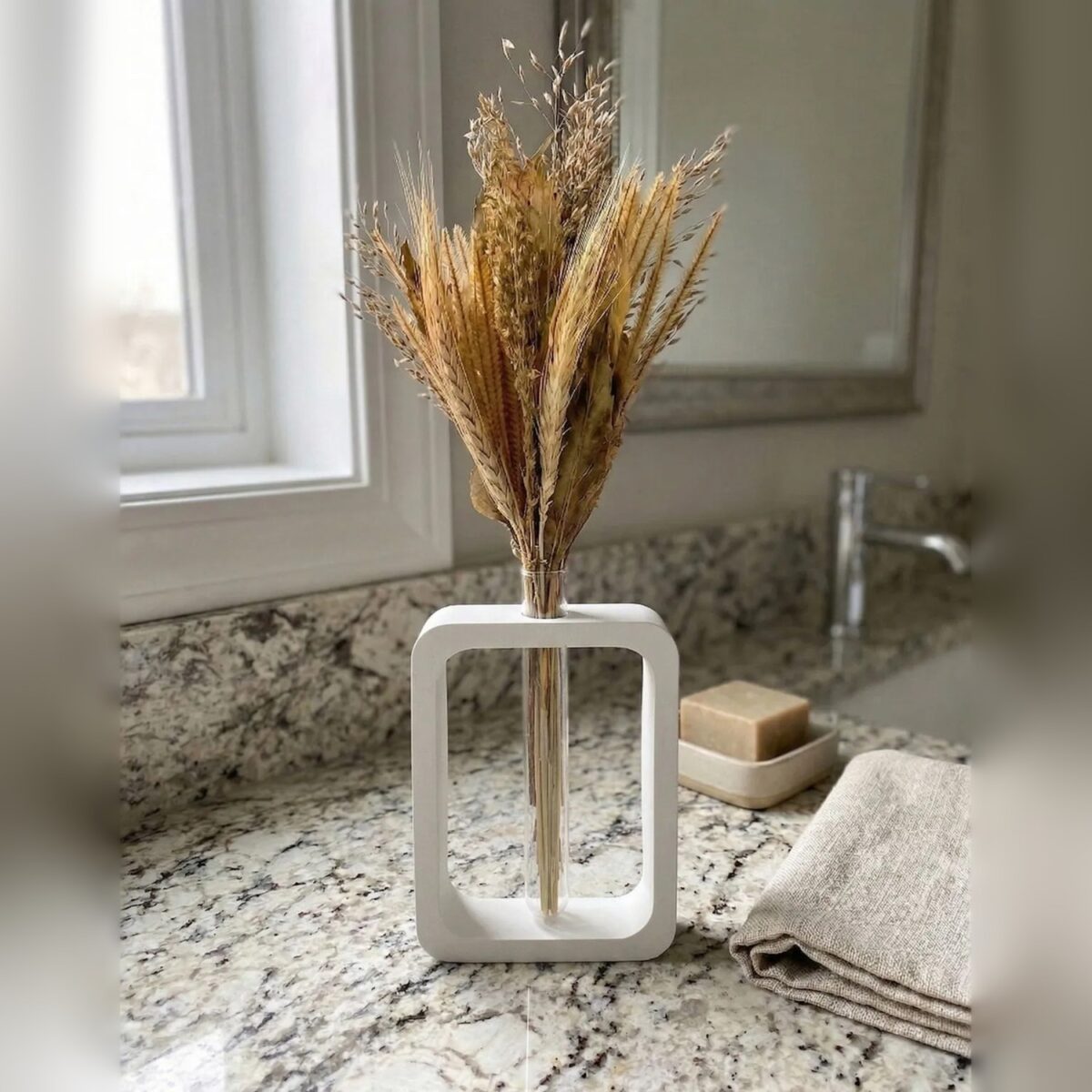 Vasos Decorativos de Cimento Branco Retangular com Janela